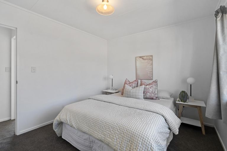 Photo of property in 35 Jupiter Street, Milson, Palmerston North, 4414