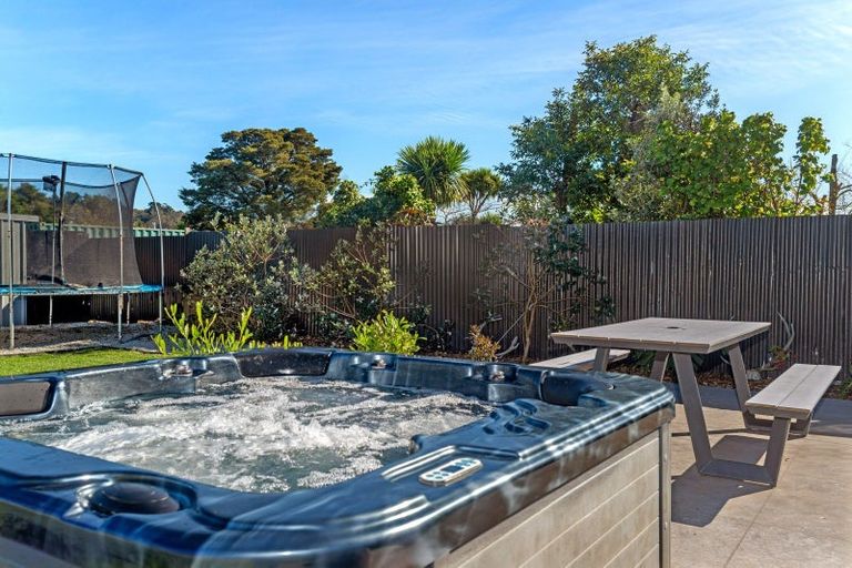 Photo of property in 129 Iranui Road, Inner Kaiti, Gisborne, 4010