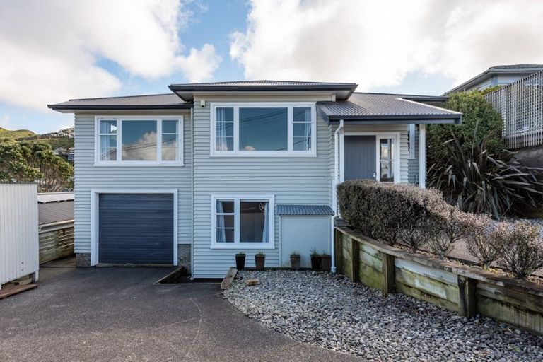 Photo of property in 32 Prospect Terrace, Johnsonville, Wellington, 6037