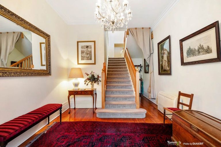 Photo of property in 64 Hill Street, Thorndon, Wellington, 6011