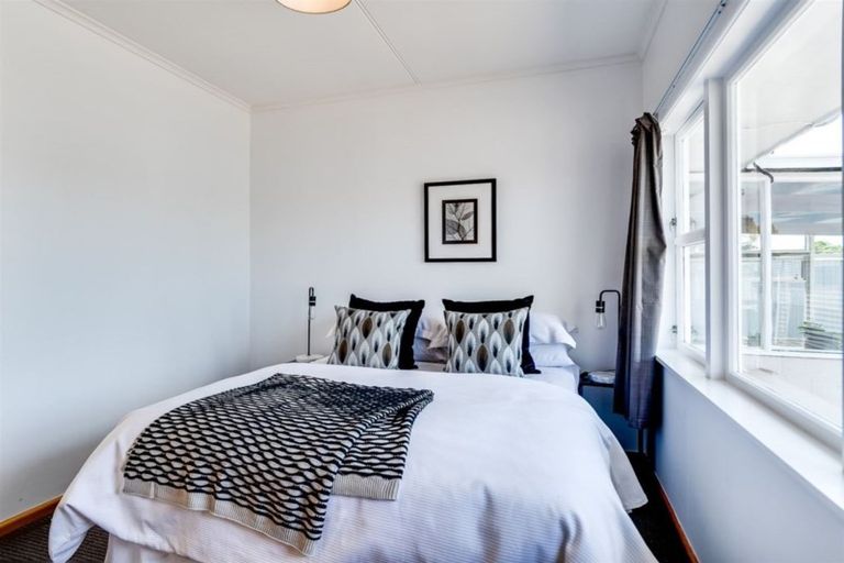 Photo of property in 44 James Foley Avenue, Pirimai, Napier, 4112