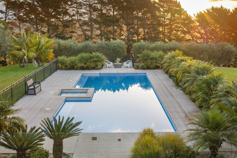 Photo of property in 19 Messenger Road, Stillwater, Silverdale, 0993