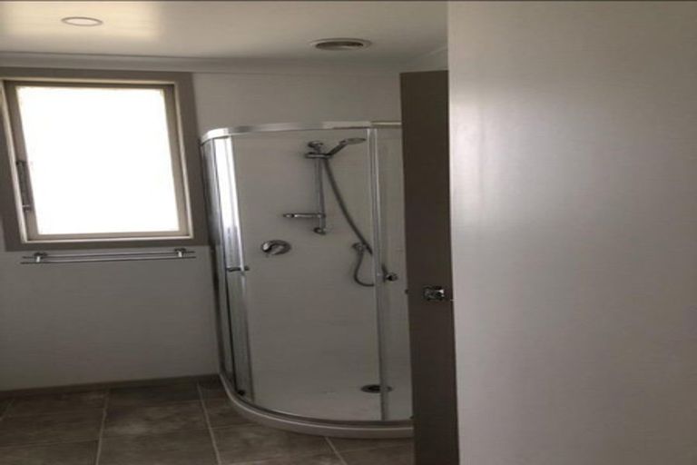 Photo of property in 2 Stanford Crescent, Whataupoko, Gisborne, 4010