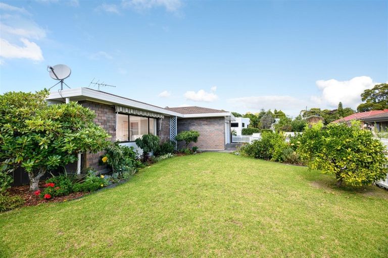 Photo of property in 4/39 Swanson Road, Henderson, Auckland, 0610