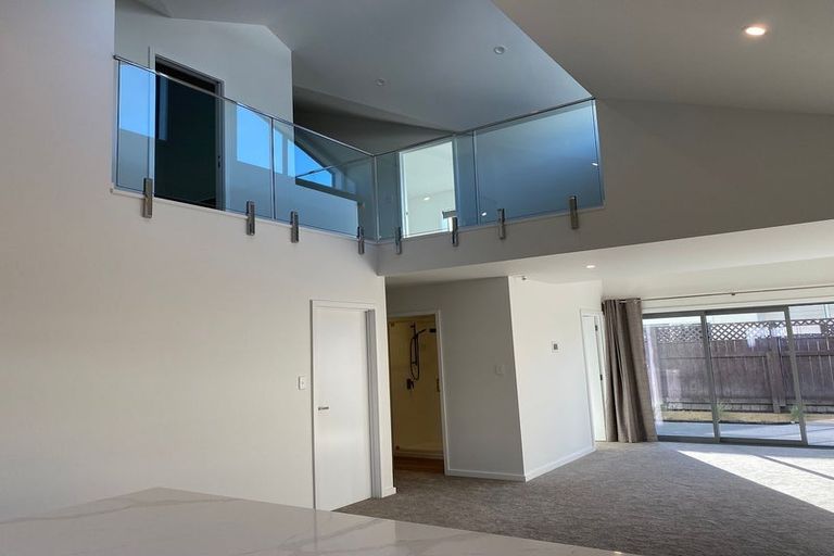 Photo of property in 16 Martin Street, Palmerston North, 4414