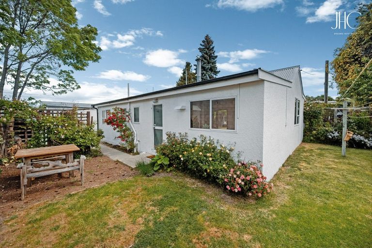 Photo of property in 30 Achil Street, Cromwell, 9310