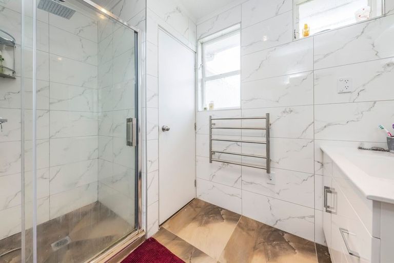 Photo of property in 41 Fernaig Street, Papakura, 2110