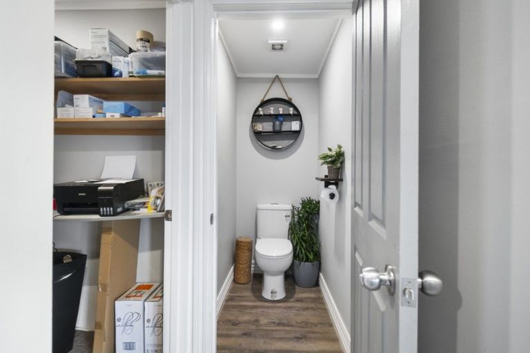 Photo of property in 35 Potaka Street, Marton, 4710