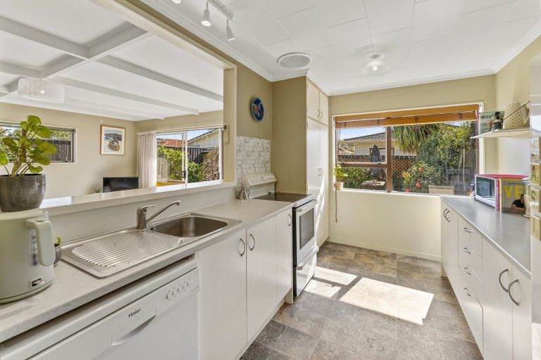 Photo of property in 4/6 Arapiki Road, Stoke, Nelson, 7011