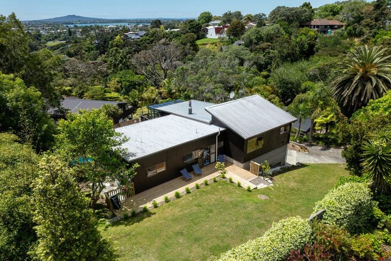 Photo of property in 97a Hinemoa Street, Birkenhead, Auckland, 0626