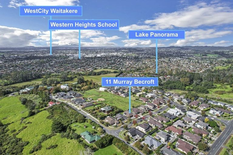 Photo of property in 11 Murray Becroft Avenue, Henderson Valley, Auckland, 0612