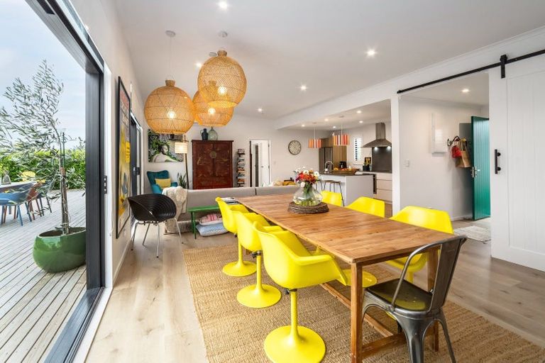 Photo of property in 6 Wilson Way, Martinborough, 5711