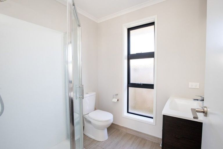 Photo of property in 19 Costello Drive, Ngatea, 3503