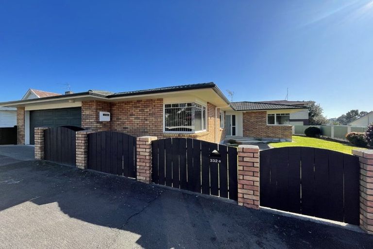 Photo of property in 332a Devon Street West, New Plymouth, 4310