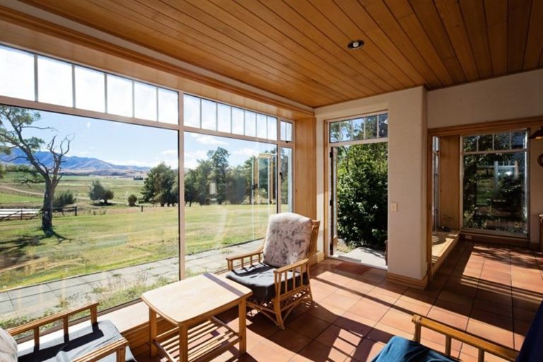 Photo of property in Oturehua Lodge, 74 Lockhart Road, Oturehua, 9386