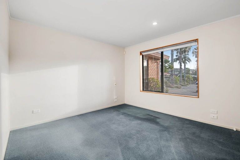 Photo of property in 10 Angel Way, Stanmore Bay, Whangaparaoa, 0932