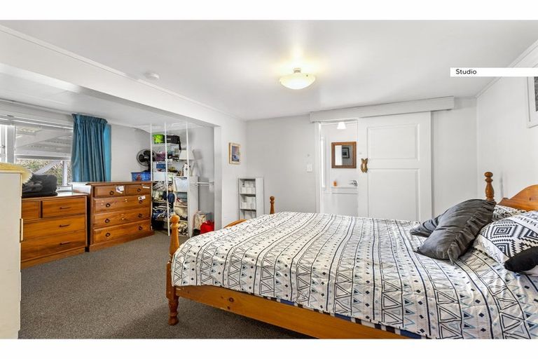 Photo of property in 70 Wainui Road, Raglan, 3225