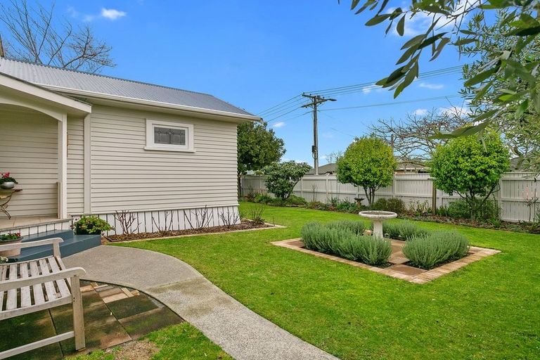 Photo of property in 33 Weld Street, Cambridge, 3434