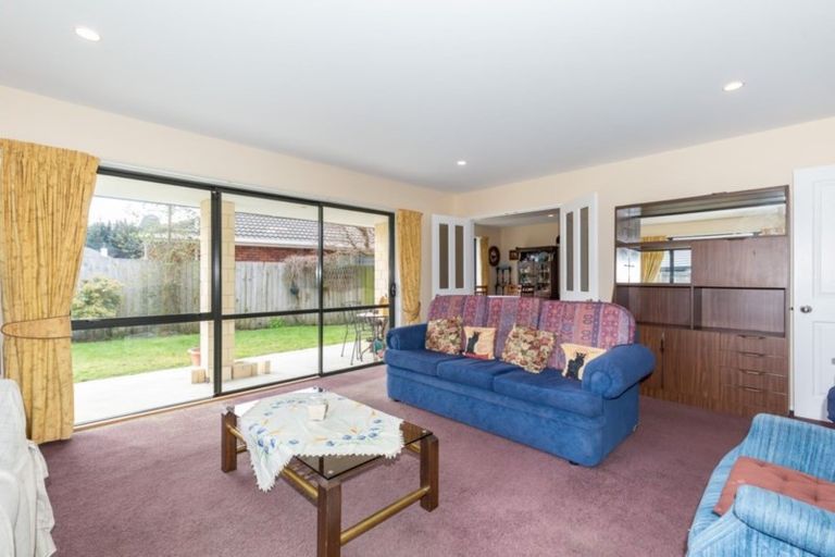 Photo of property in 40 Forest Drive, Parklands, Christchurch, 8083