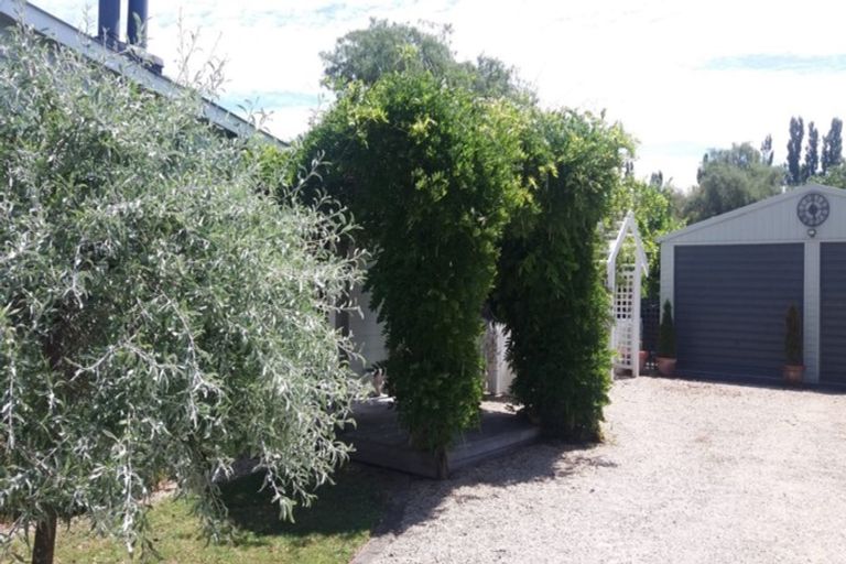 Photo of property in 26 Kempton Street, Greytown, 5712