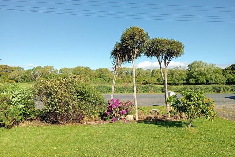 Photo of property in 79 Orawia Road, Tuatapere, 9620