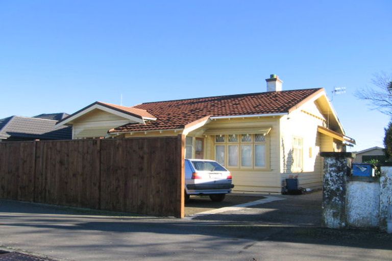 Photo of property in 5 Owen Street, Palmerston North, 4414