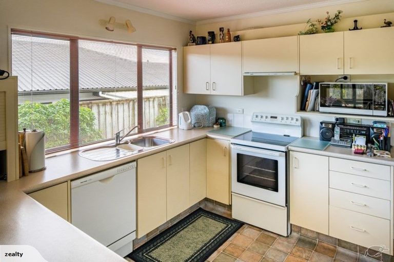 Photo of property in 2/46 Burgess Road, Johnsonville, Wellington, 6037