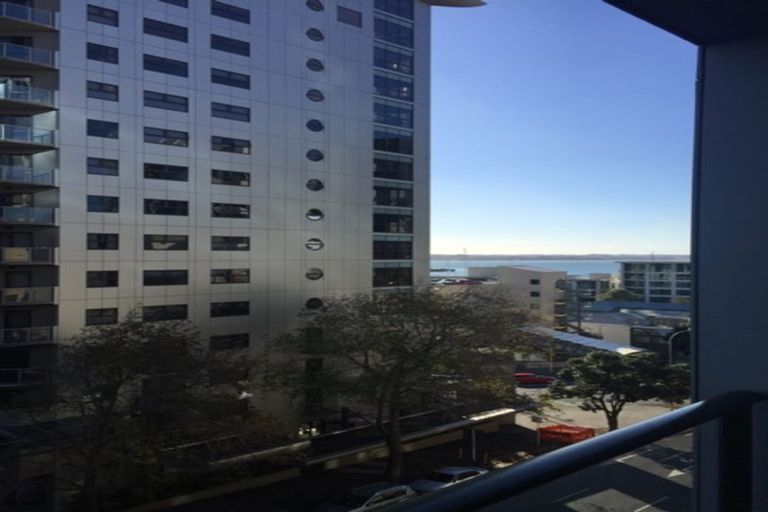 Photo of property in The Nautilus Apartments, 5b/18 Hobson Street, Auckland Central, Auckland, 1010