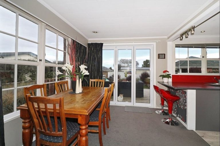 Photo of property in 5 Vogel Street, Waikiwi, Invercargill, 9810