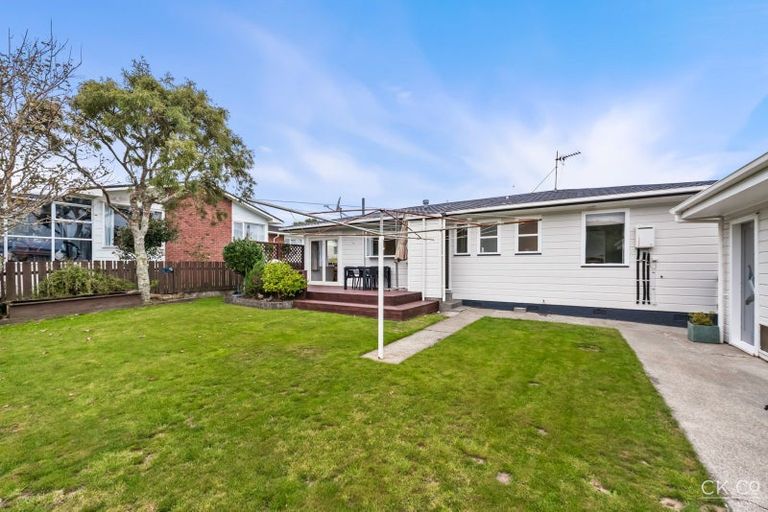 Photo of property in 67 Waipounamu Drive, Kelson, Lower Hutt, 5010