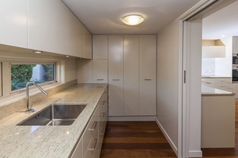 Photo of property in 21 Plynlimon Road, Fendalton, Christchurch, 8052