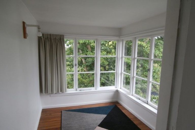 Photo of property in 27 Ilam Road, Upper Riccarton, Christchurch, 8041