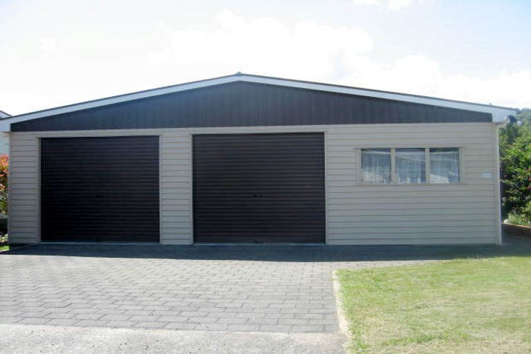 Photo of property in 1 Hodge Place, Aramoho, Whanganui, 4500