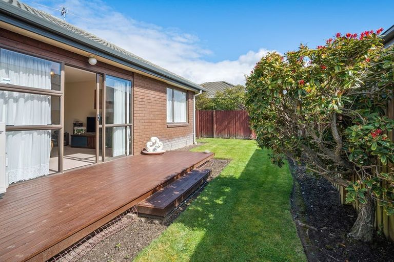 Photo of property in 1/469 Bower Avenue, Parklands, Christchurch, 8083