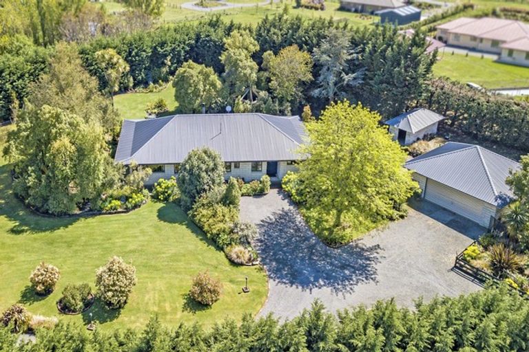 Photo of property in 6 Kowhai Drive, Darfield, 7510