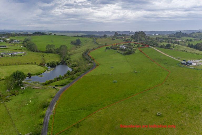 Photo of property in 21 Magnolia Tree Lane, Kerikeri, 0294
