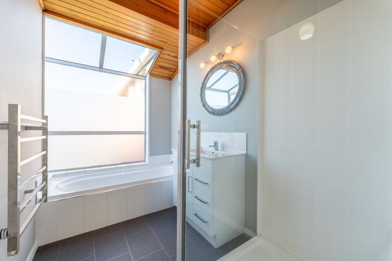 Photo of property in 22 Macdonald Street, Waimataitai, Timaru, 7910