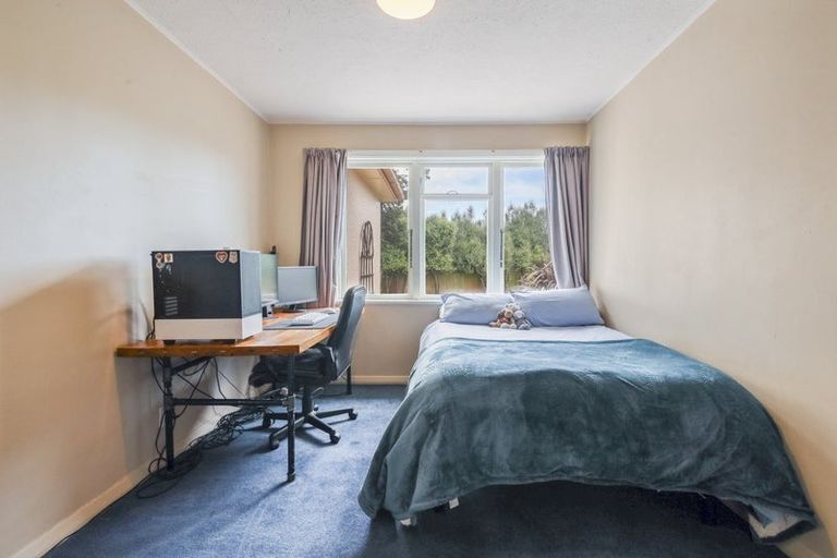 Photo of property in 5 Dana Place, Mairehau, Christchurch, 8013