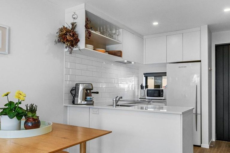 Photo of property in 61 Ivy Nola Way, Henderson, Auckland, 0612