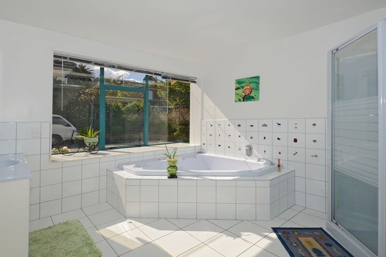 Photo of property in 254 Beach Road, Campbells Bay, Auckland, 0630