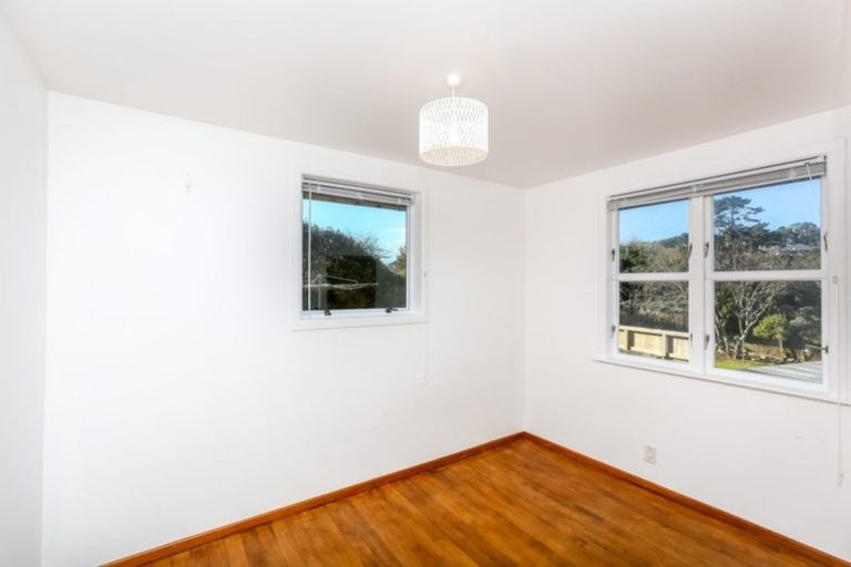 Photo of property in 11 Pembroke Street, Westown, New Plymouth, 4310
