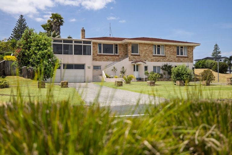 Photo of property in 35 Muricata Avenue, Mount Maunganui, 3116