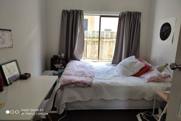 Photo of property in 50 Te Wharepouri Street, Berhampore, Wellington, 6023