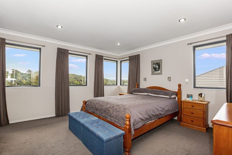 Photo of property in 114 Navigation Drive, Whitby, Porirua, 5024