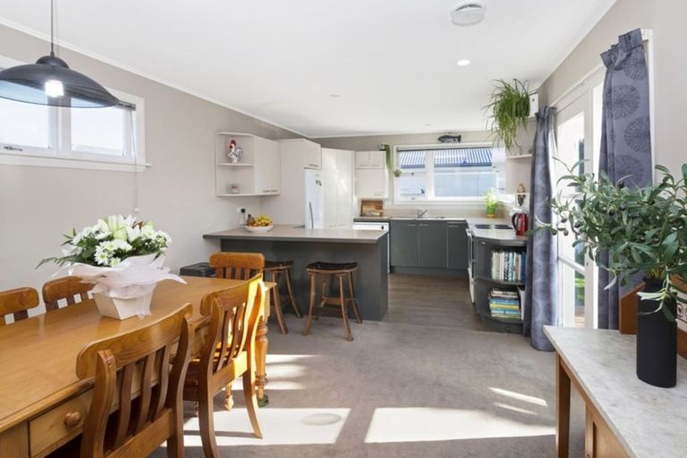 Photo of property in 2/51 Cavendish Road, Casebrook, Christchurch, 8051