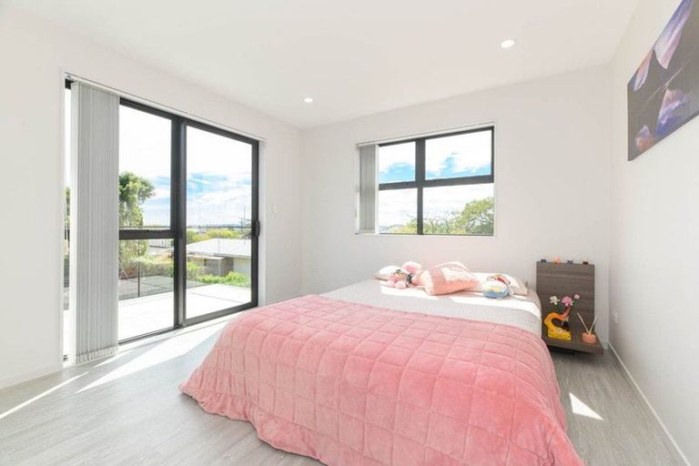 Photo of property in 6a Cutler Street, New Lynn, Auckland, 0600