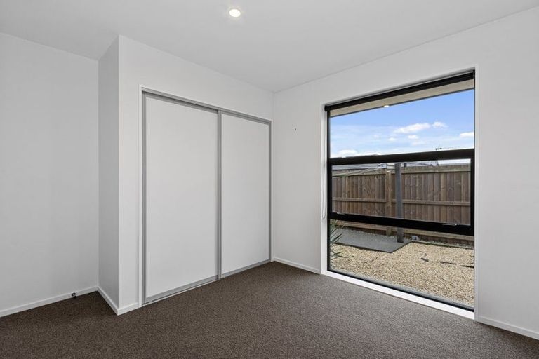 Photo of property in 17 Catchpole Place, Woodend, 7610