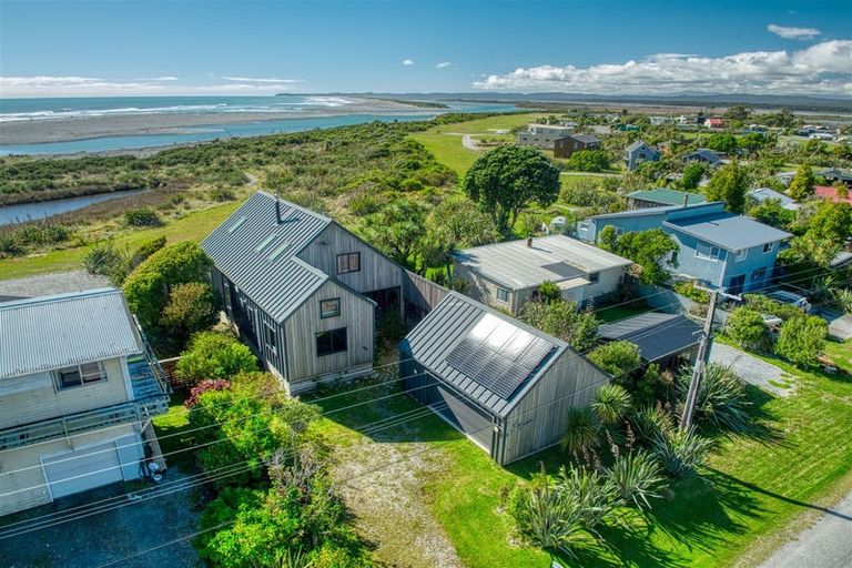 Photo of property in 90 The Strand, Okarito, Whataroa, 7886