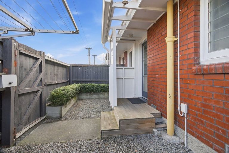 Photo of property in 3/7a Curletts Road, Sockburn, Christchurch, 8042