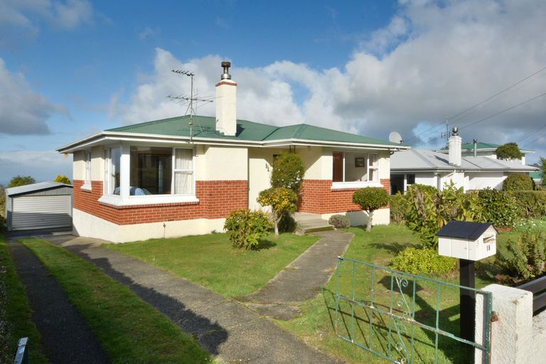 Photo of property in 16 Stephen Street, Halfway Bush, Dunedin, 9010
